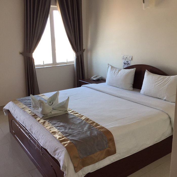 72914kc-river-hotel-03.jpg