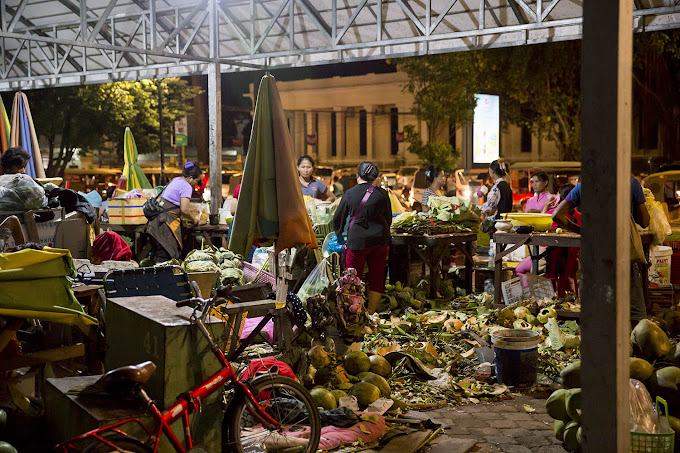 73024flower-market-riverside-02.jpg