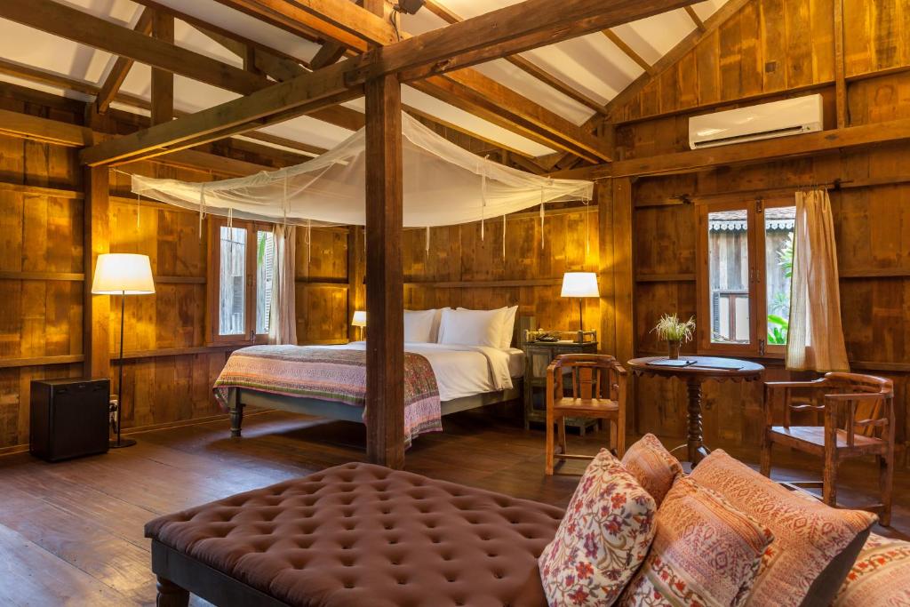 73815sala-lodges-02.jpg