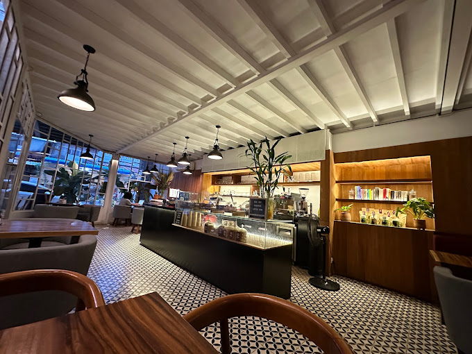 76309java-creative-cafe-toul-tom-poung-02.jpg