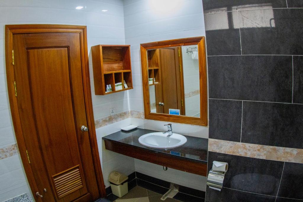 77997kampong-thom-palace-hotel-05.jpg