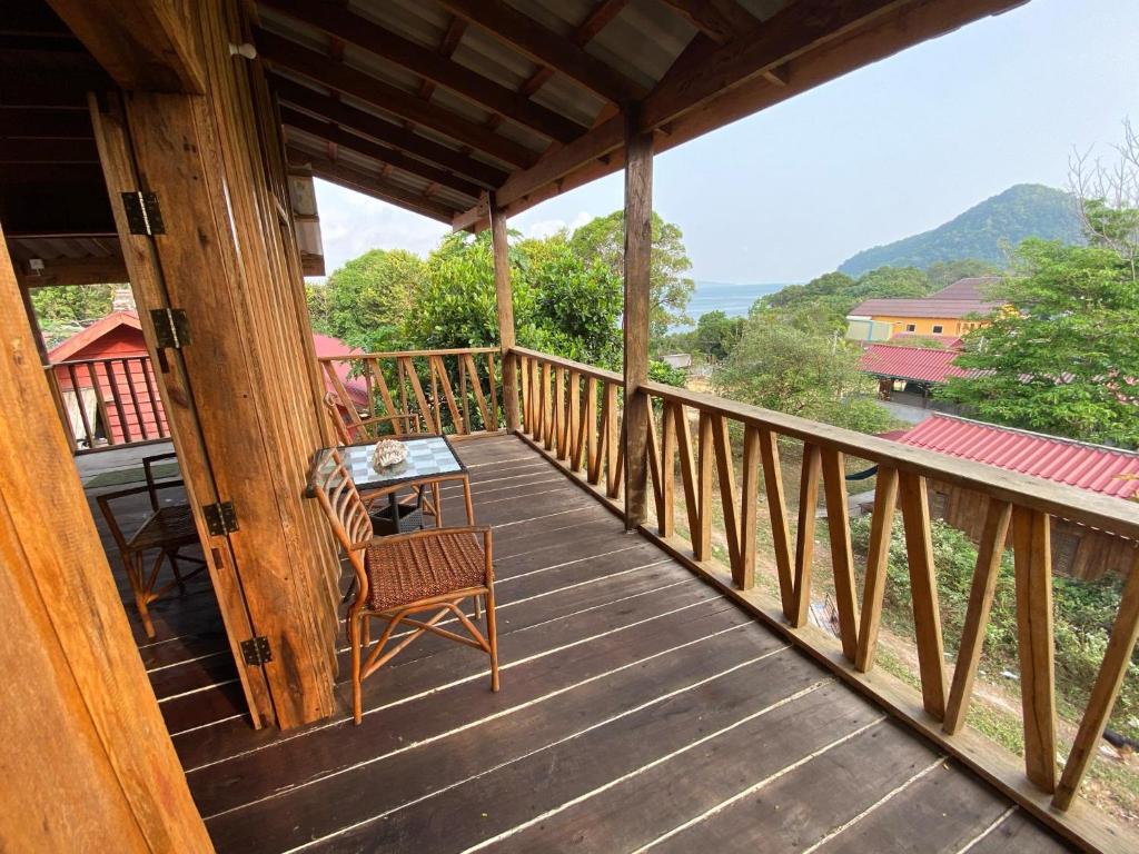 7812dragonfly-guesthouse-02.jpg