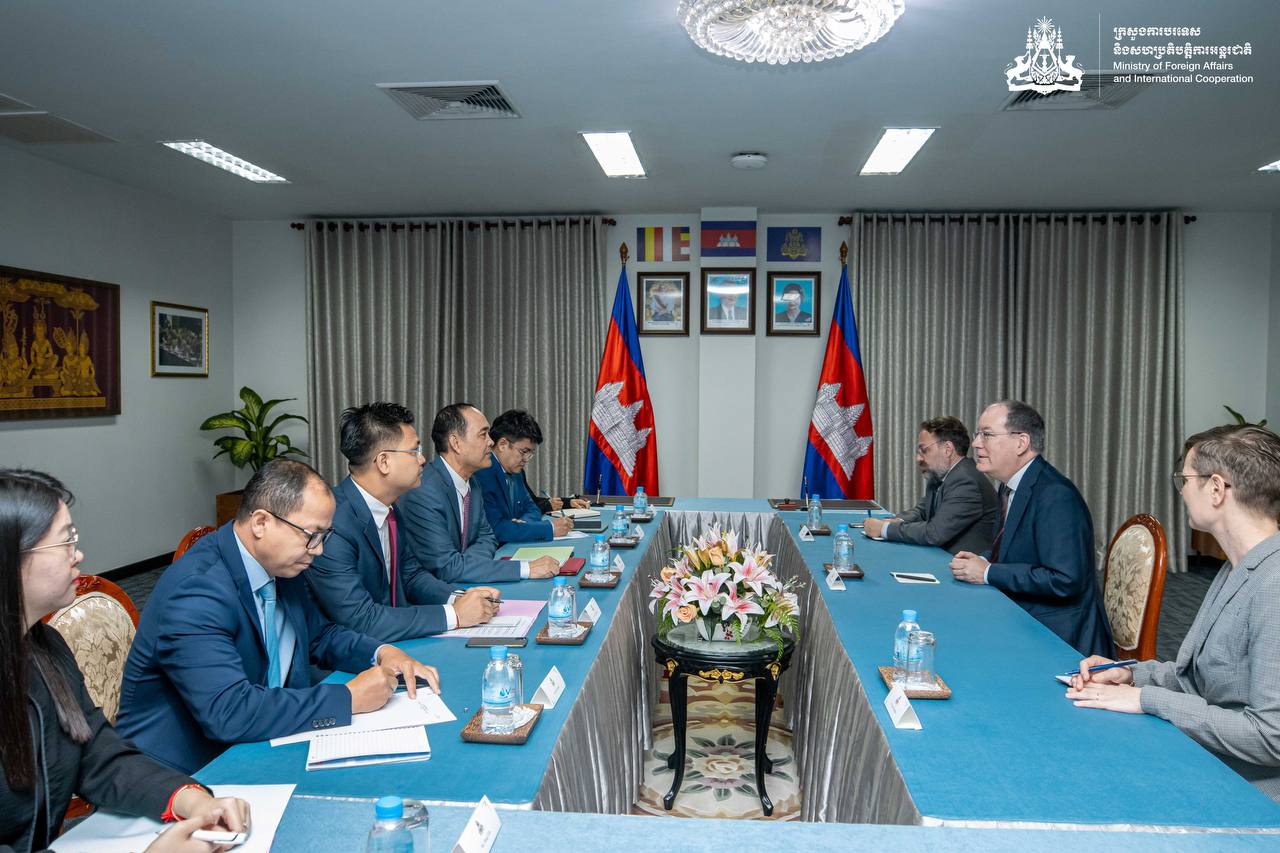 7872embassy-of-canada-in-phnom-penh-03.jpg