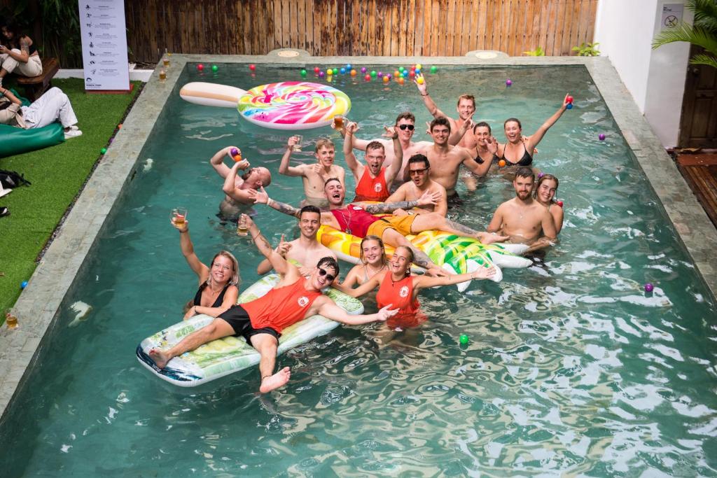 80124mad-monkey-hostel-phnom-penh-03.jpg