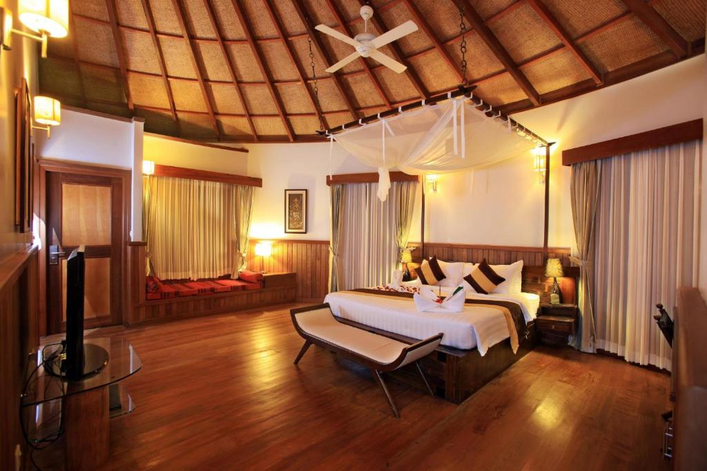 81355nataya-round-house-coral-bay-resort-02.jpg