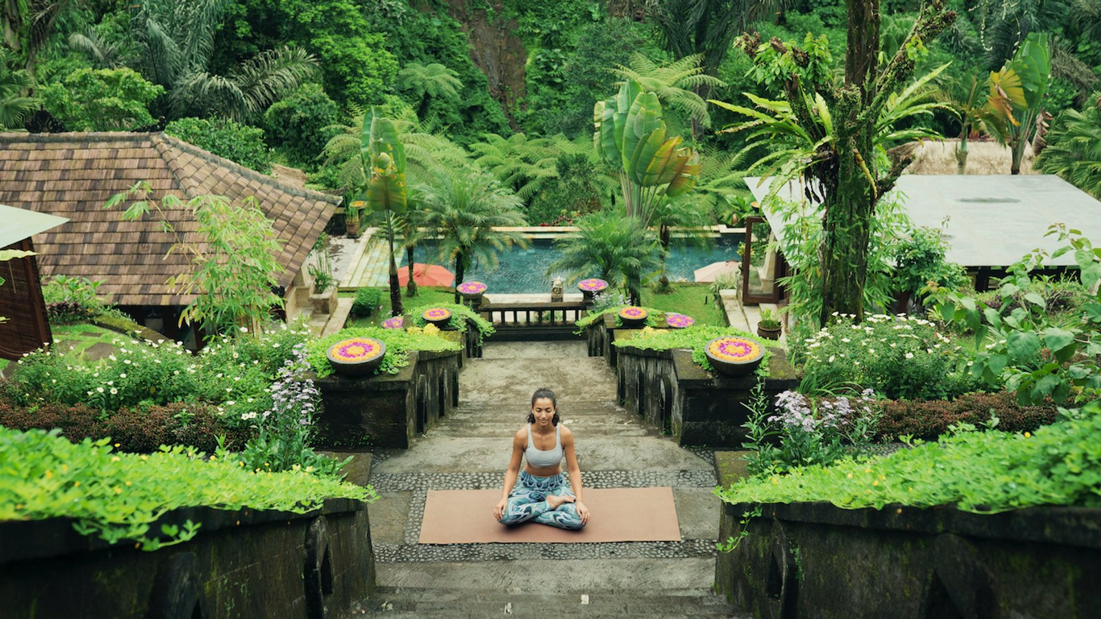 83332united-yoga-asia-02.jpg