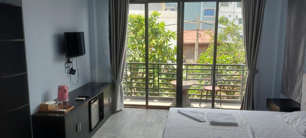 83436the-garden-deluxe-home-stay-02.jpg