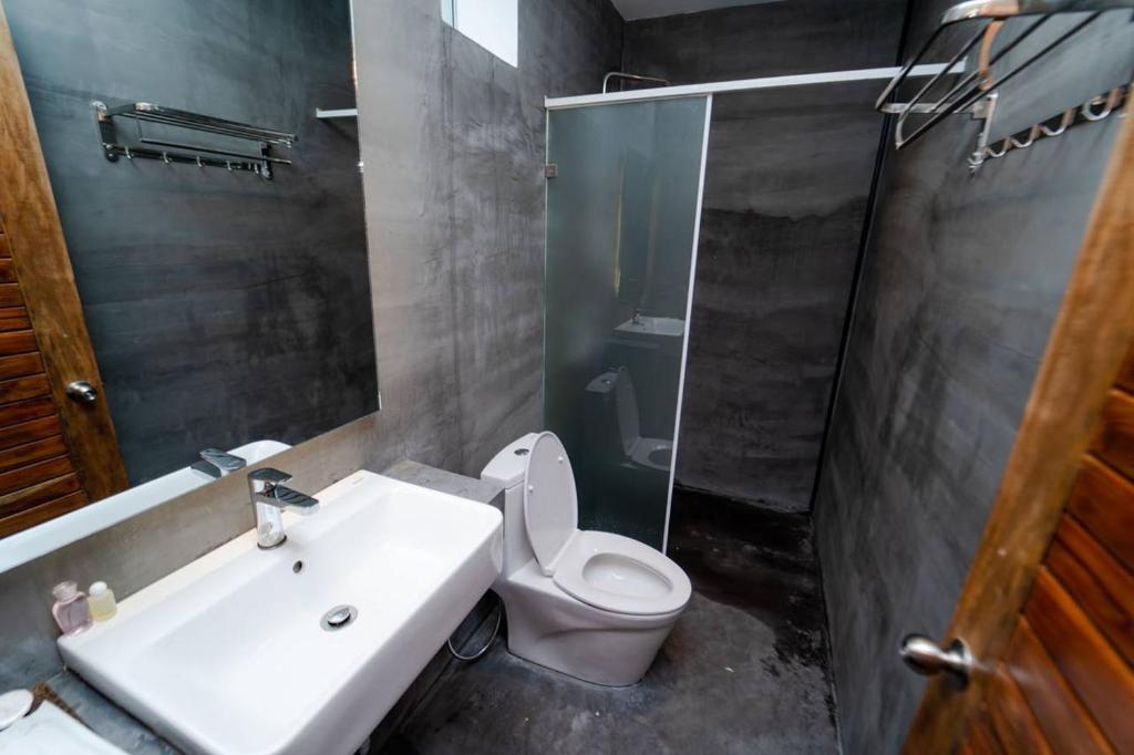 8590uma-residence-02.jpg