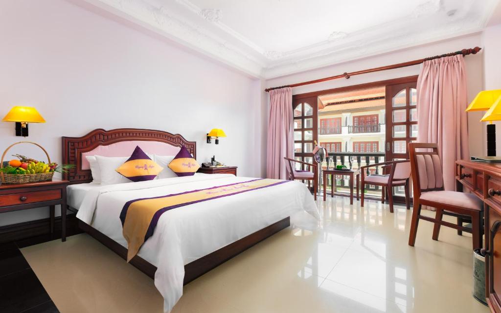 86847regency-angkor-hotel-03.jpg
