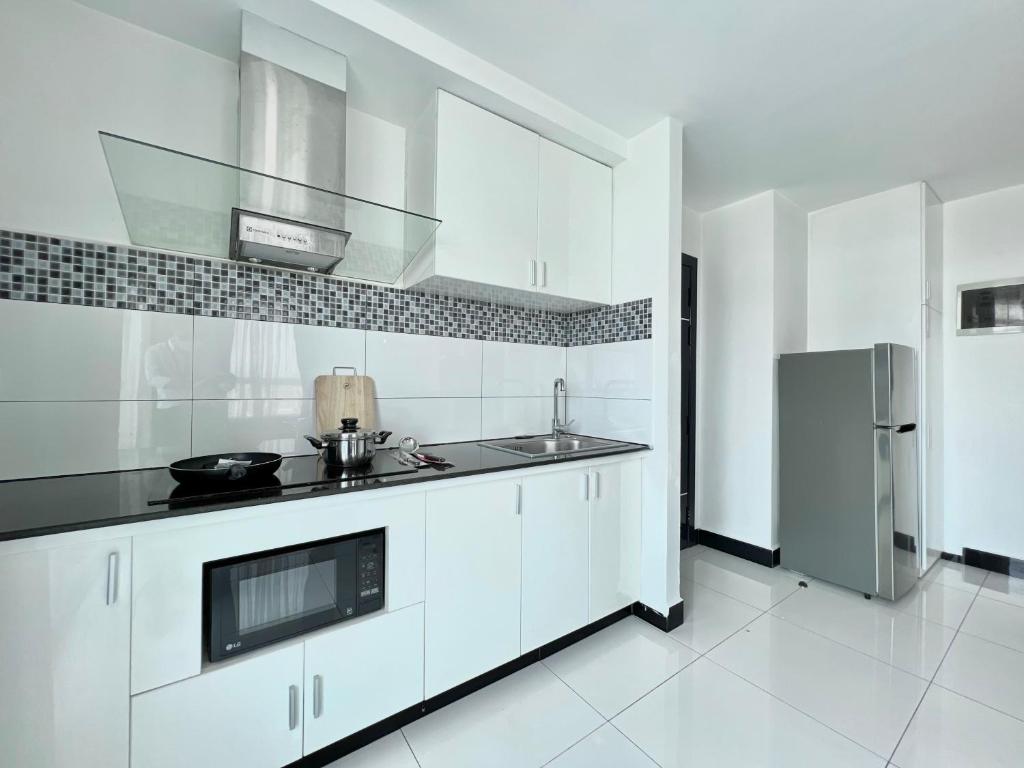 8690pth-modern-apartment-05.jpg