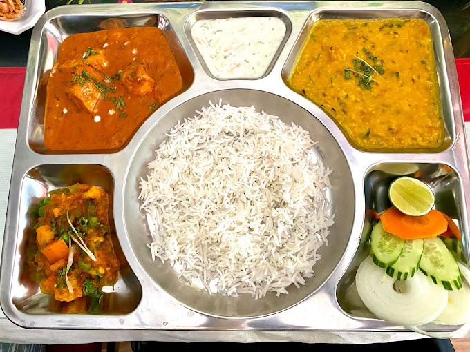 87066kathmandu-kitchen-04.jpg