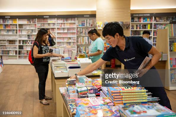 8806angkor-thom-book-center---kampuchea-krom-03.jpg