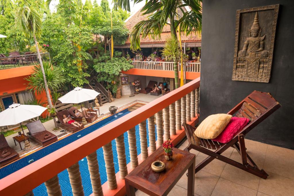 89636golden-temple-hotel-05.jpg