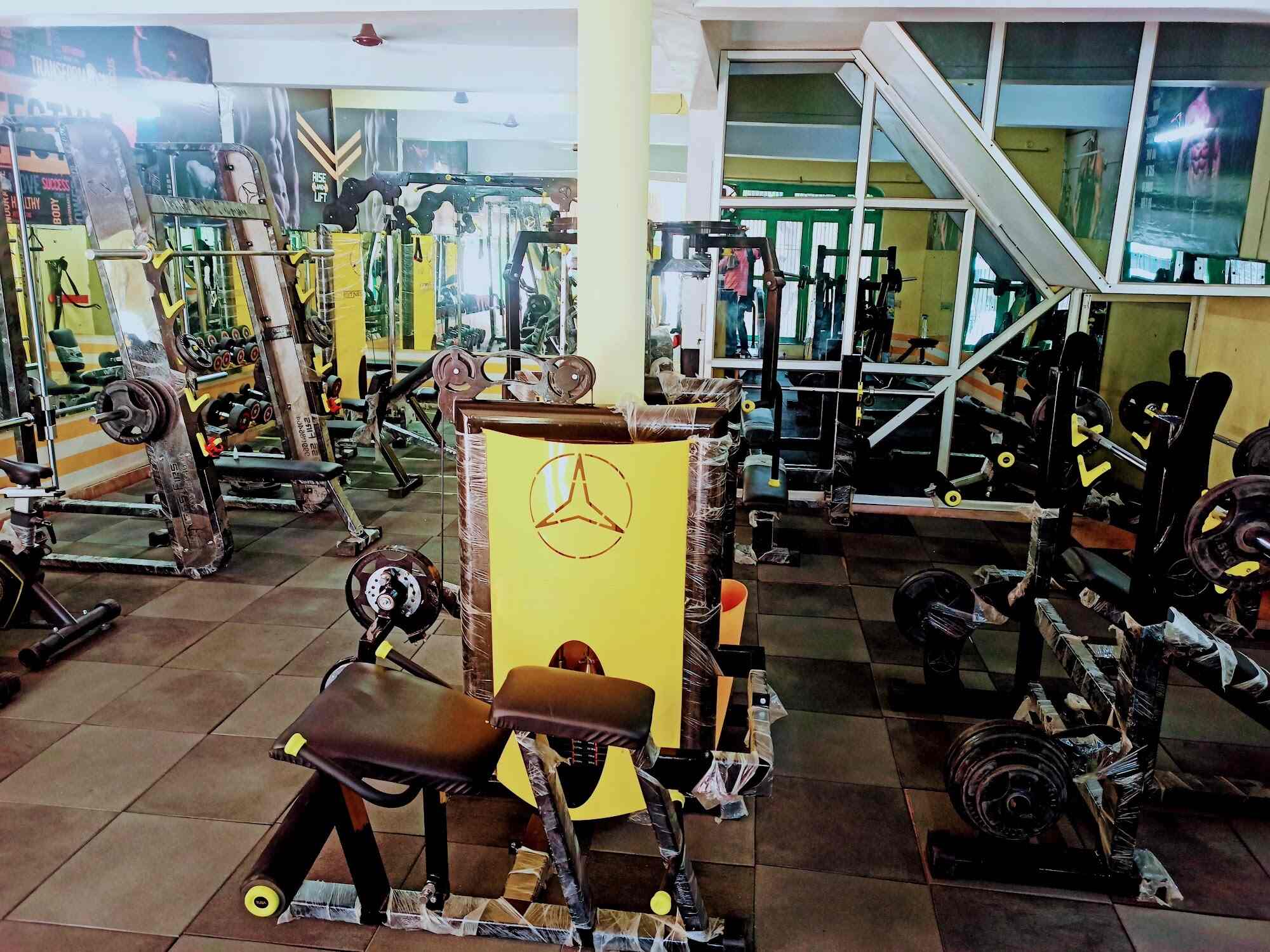 90613hc-gym-center-(sen-sok)-04.jpg