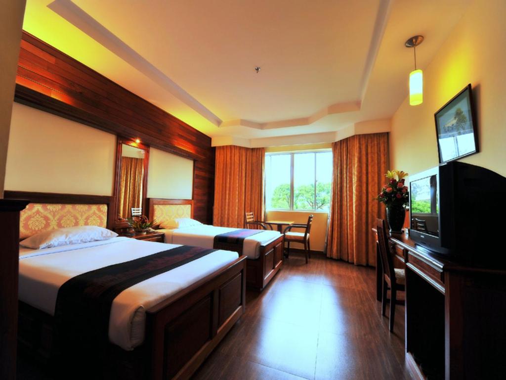 90625city-river-hotel-04.jpg