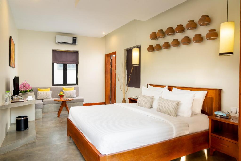 92446sk-residence-02.jpg