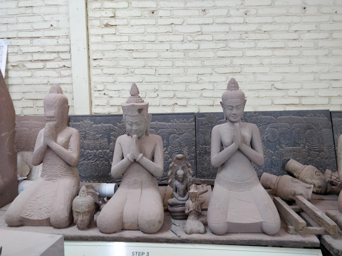 95160artisans-angkor-03.jpg
