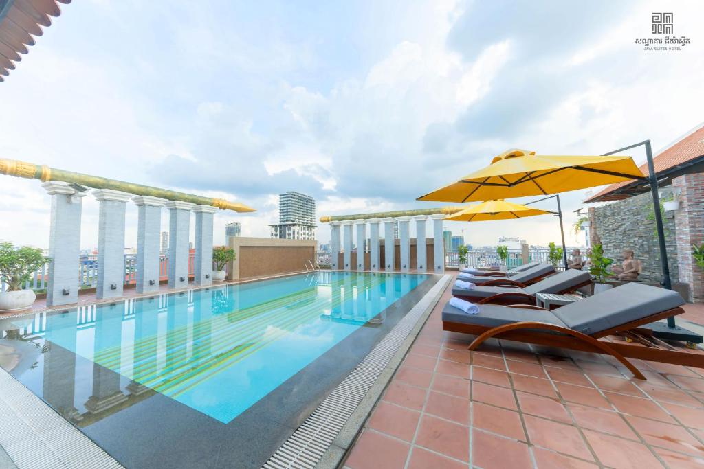 95366jaya-suites-phnom-penh-02.jpg