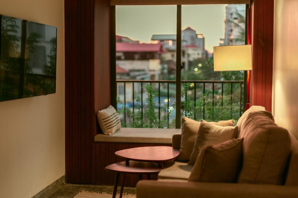 96621la-chronique-hotel-03.jpg