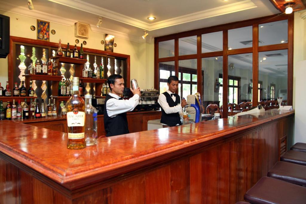 98063angkor-hotel-02.jpg