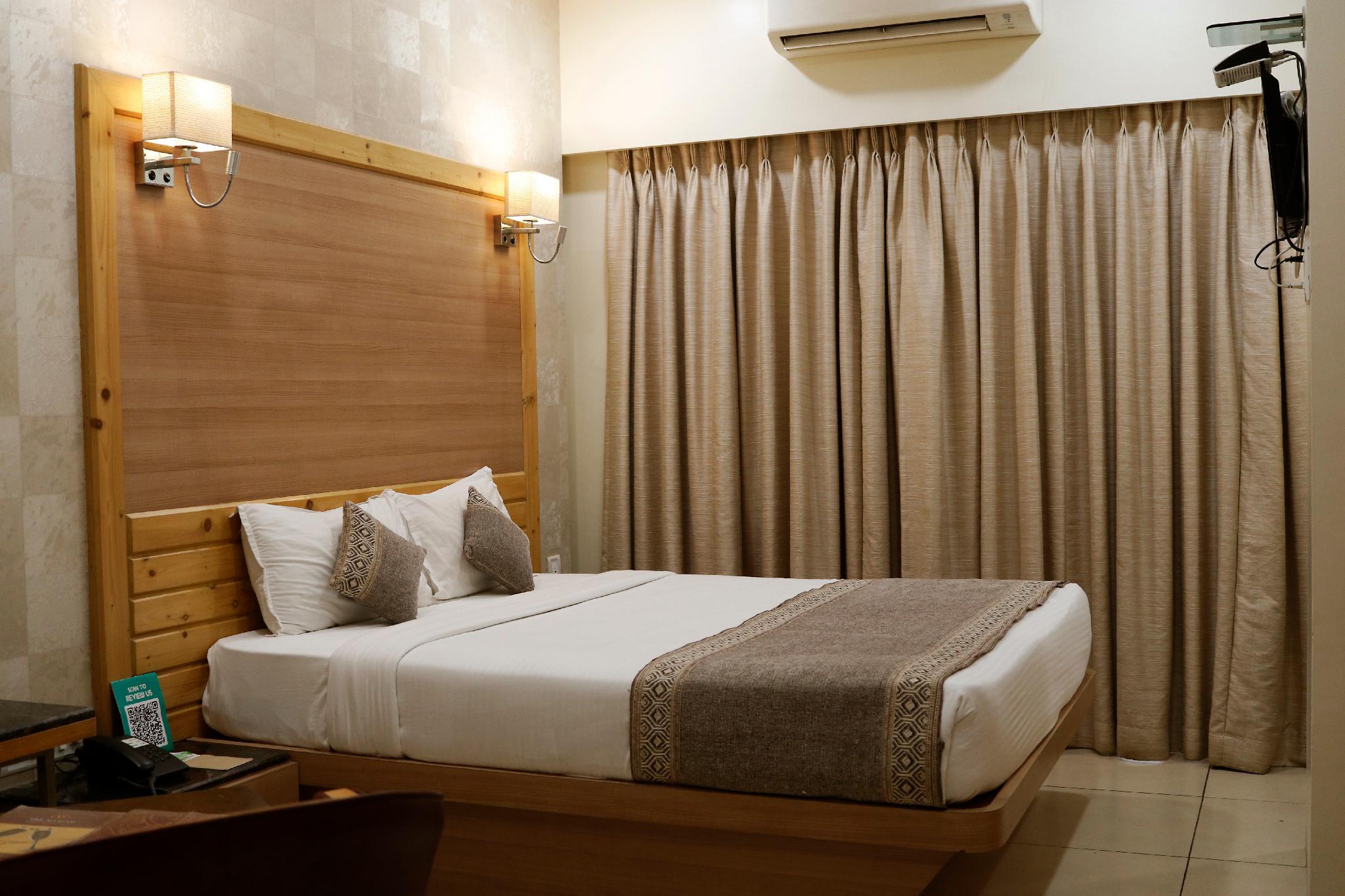 99448rk-premier-hospital-(front)-02.jpg